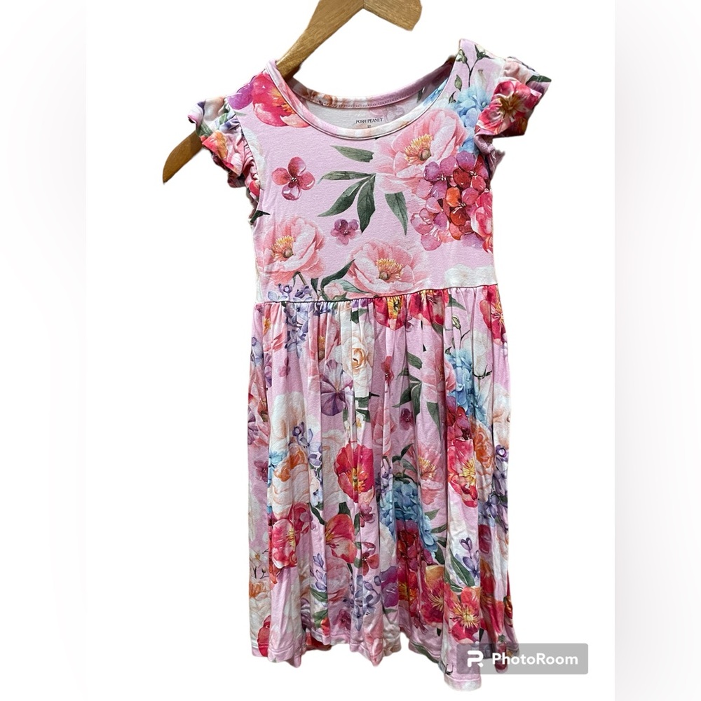 Posh Peanut kids floral dress in size 5T